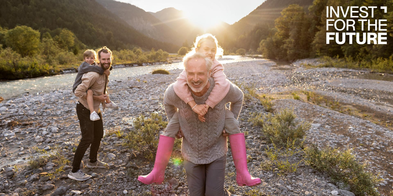 Family Hiking 